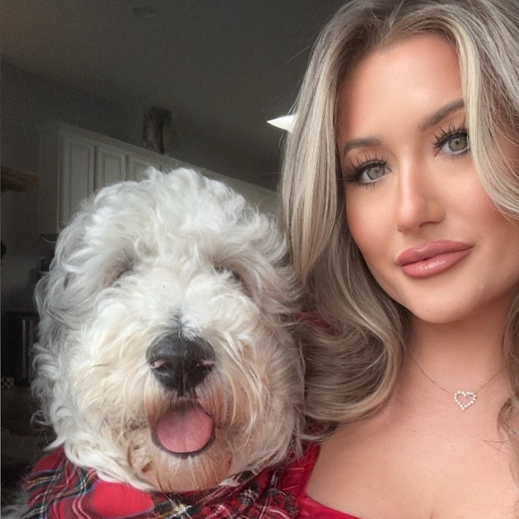 Meet your Posher! - Picture 1 of 1